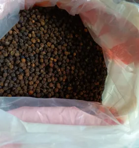 Organic Nadan Kurumulaku (Black Pepper) for Sale
